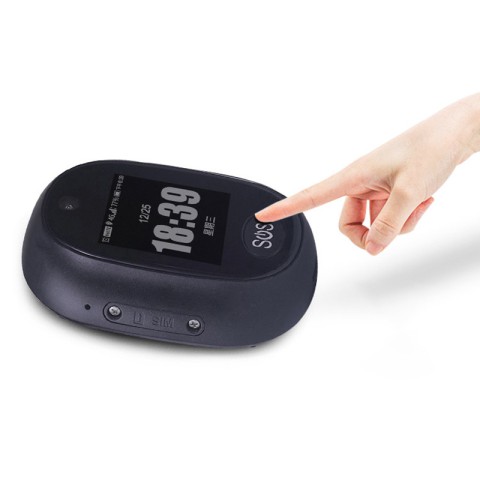 Трекер GPS V45 Tracker Pendant with display SIM (4GLTE with 2GGSM fallback) 600mAh Black