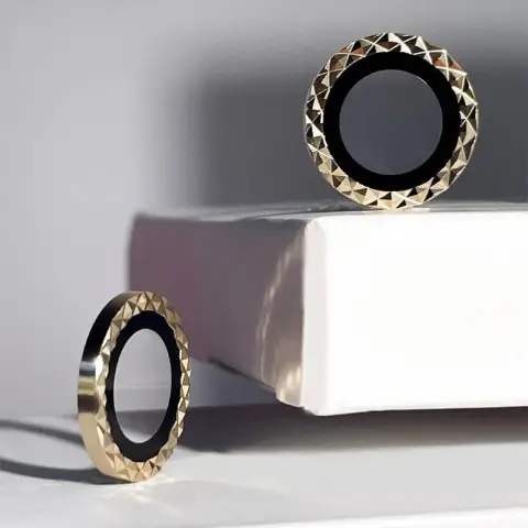 Захисне скло Metal Shine на камеру (у упак.) для Apple iPhone 15 Pro (6.1") / 15 Pro Max (6.7") Золотий / Gold