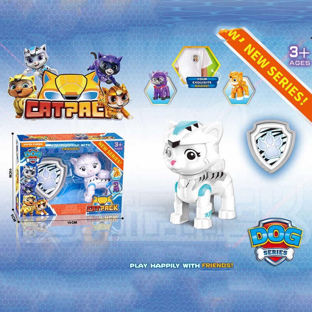 Герой голова обертається, висота 7.5 см, рухливі передні кінцівки, жетон кріпиться на одяг, в кор. /240-2/