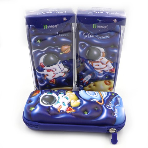 Пенал жорсткий об’ємний Космонавт, 21x9x3.5 см, PVC (В асортименті)