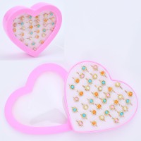 Набір дитячих каблучок металевих 36 шт у коробці-серці