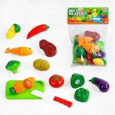 Продукти на липучках 4FUN Game Club "Що є на кухні?" 12 елементів, обробна дошка, ніж 65283