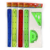 Набір силіконовий, кольоровий, трикутник, транспортир, лінійка 30 см, 3 предмети (В асортименті)