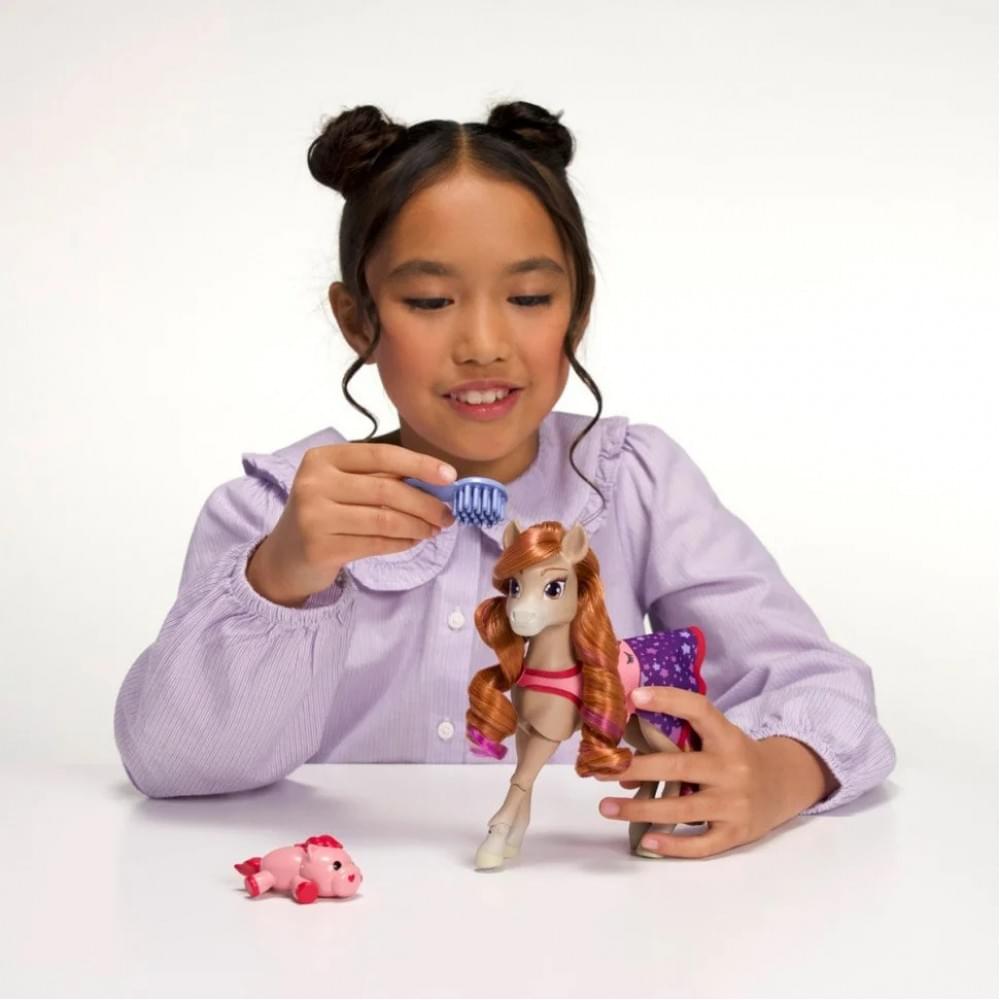 Ігрова фігурка "Піжамна вечірка конячки Соні" Wild Manes 723344 фігурка та аксесуари