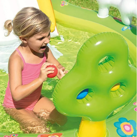 Дитячий надувний ігровий центр "Сад" 57154, 450л