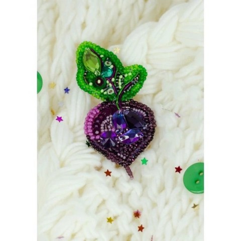 Набір для вишивання бісером прикраси "Бурячок" AD-231 на натуральному полотні