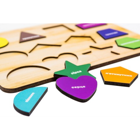 Розвиваюча дерев'яна іграшка "Фігури" Арт-11231, 12 елементів