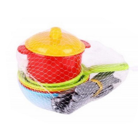 Ігровий набір Посуду "Маринка 2" ТехноК" 0694TXK 4 тарілочки зі столовими приборами