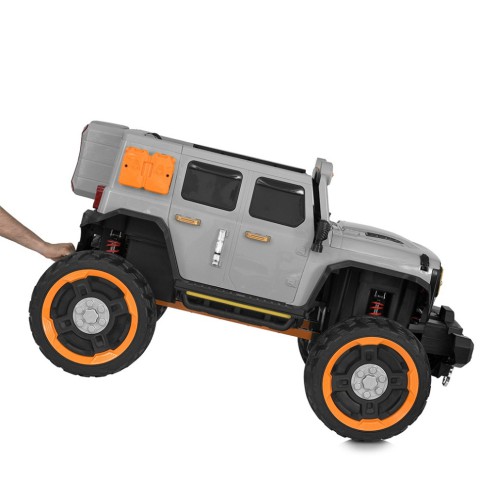 Дитячий електромобіль Джип M 5831EBLR-11 до 30 кг