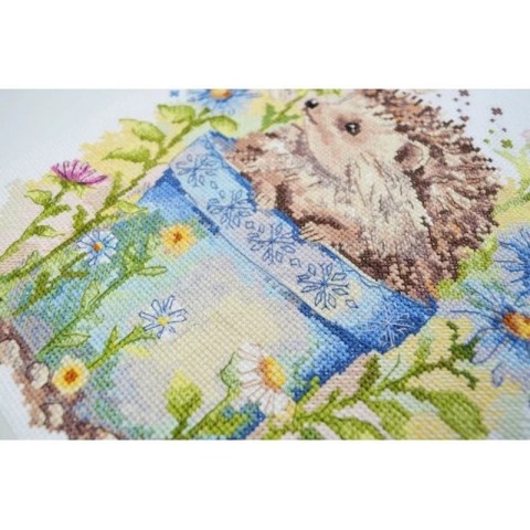 Набір для вишивання хрестиком "Малий розвідник" AH-220 з п'яльцями