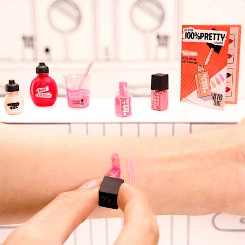 Ігровий набір Створення косметики Miniverse 121497 серії "Мейкап"