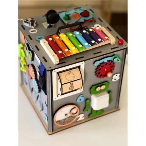 Розвиваюча іграшка Бізікуб TG3461117500, 30х30х30 см Сірий