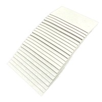 Магнітний вініл з клейовим шаром MVK30х60 розмір 30х60 мм 0,7 мм