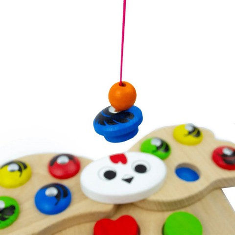 Дерев'яна розвивальна гра "Магнітний сортер Квочка" 900637