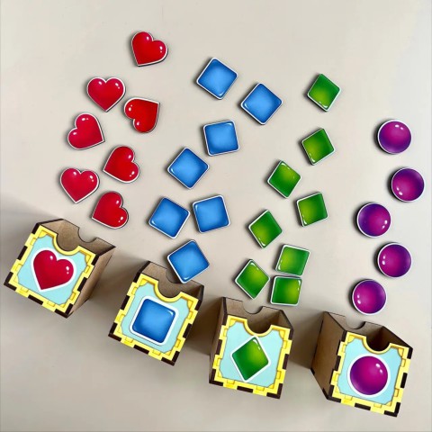 Дерев'яна настільна гра "Фігури" Ubumblebees (ПСД072) PSD072 сортер-комодик