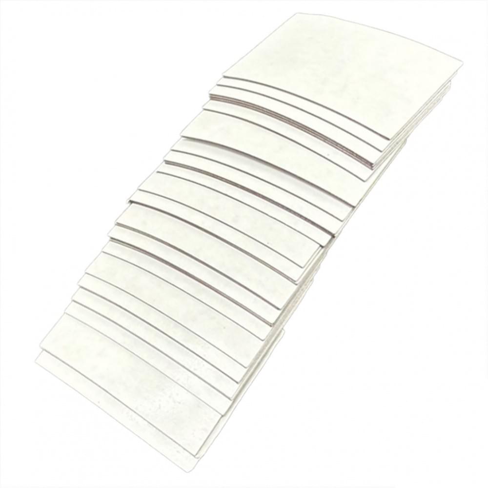 Магнітний вініл з клейовим шаром MVK40х60 розмір 40х60мм 0,7 мм