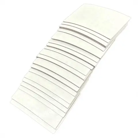 Магнітний вініл з клейовим шаром MVK40х60 розмір 40х60мм 0,7 мм