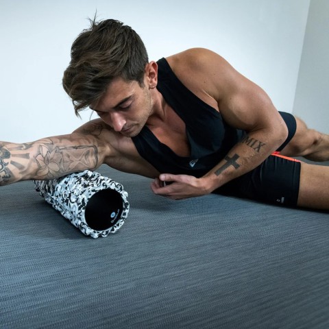 Масажний ролик "Camouflage" Sveltus SLTS-2516 камуфляж, 33 см