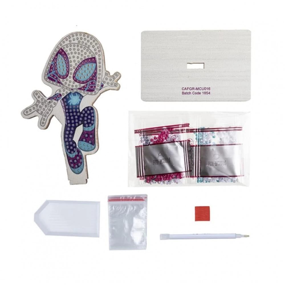 Набір для творчості зі стразами "Жінка Павук" Crystal Art CAFGR-MCU016 на підставці