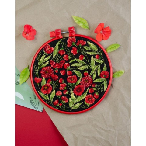 Набір для вишивання хрестиком "Квітковий танок" AHM-079, 17х17 см