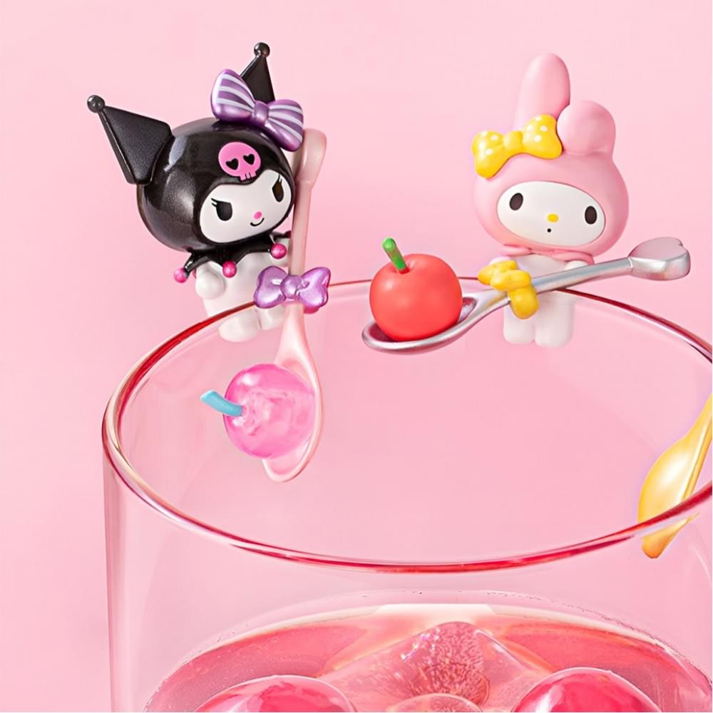 Фігурка-сюрприз "Друзі вишеньки" Pop Top Hello Kitty 24MQD-007 в асортименті