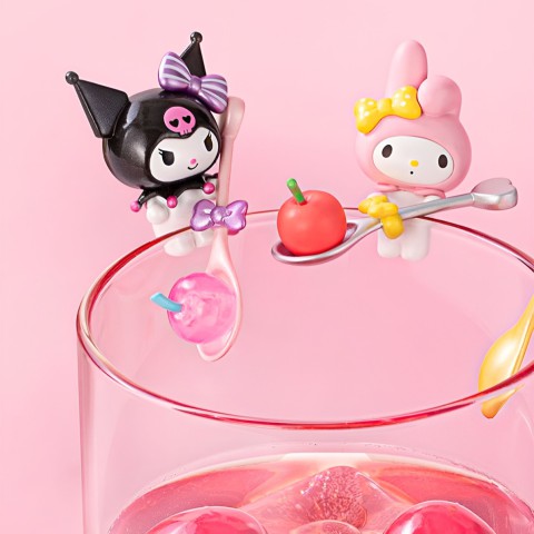 Фігурка-сюрприз "Друзі вишеньки" Pop Top Hello Kitty 24MQD-007 в асортименті