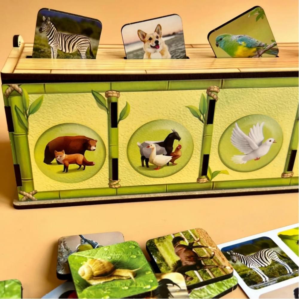 Настільна розвиваюча гра "Види тварин" Ubumblebees (ПСФ110) PSF110 комодик-сортер