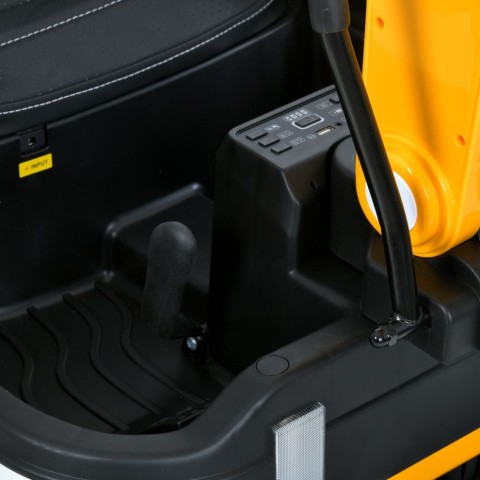 Дитячий електромобіль Трактор M 6135BLR-6 до 30 кг