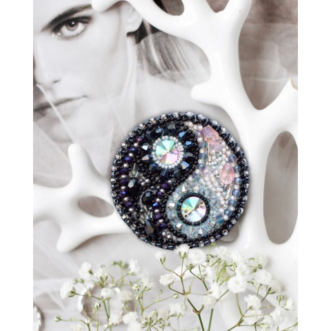 Набір для вишивання бісером прикраси "Баланс" AD-090 на натуральному полотні