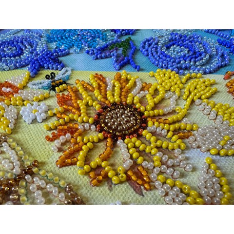 Набір для вишивання бісером "Завжди у серці" AB-871 33х32 см