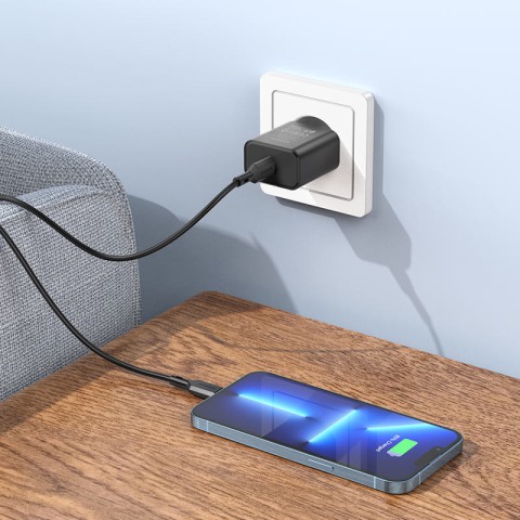 МЗП Borofone BA71A PD20W (1USB-C) Чорний