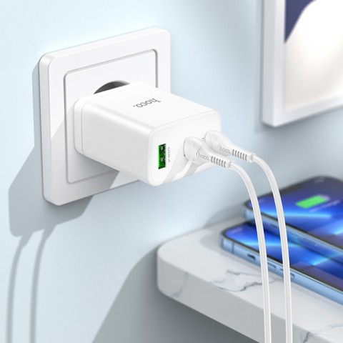 МЗП Hoco N33 Start PD35W (1USB-A/2C) + кабель Type-C to Lightning White