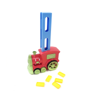 Потяг з 60 різнокольоровими доміно