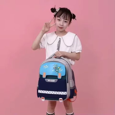 Рюкзак шкільний із динозавром, C72912 (В асортименті)