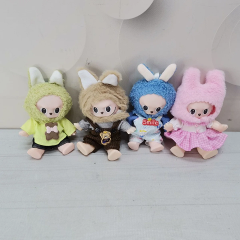 М'яка іграшка-брелок LABUBU 15 см знімний одяг мікс M18663