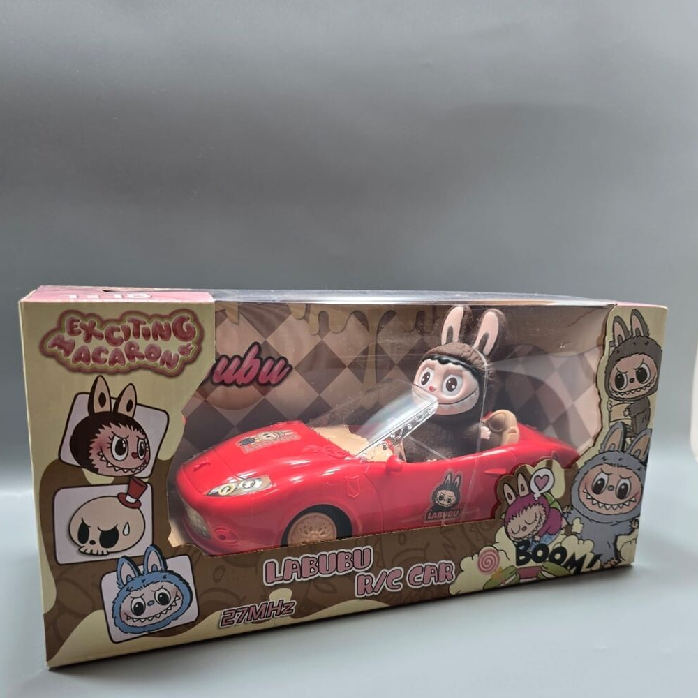 Р/К машинка "LABUBU" на липучці, від батар., підсвічування, масштаб 1:18, гумові шини, в кор.30,5*12,*14,5 см /60/