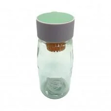 Пластикова пляшка для води із ситечком 2315 0.7 літра Зелений